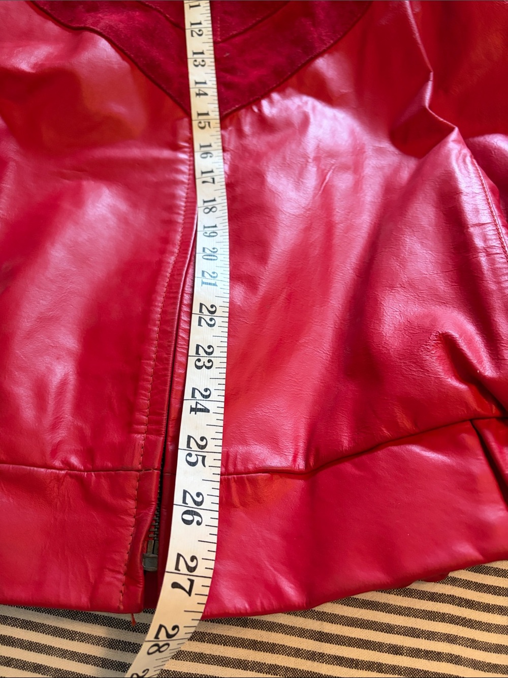 Women’s Red Chevron Zip-Front Bomber Jacket - Picture 8 of 8